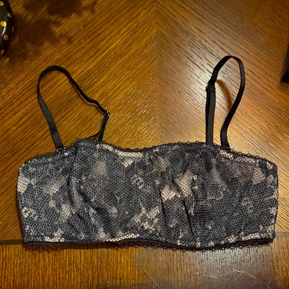 Victoria’s Secret Black Lace Bralette 32C - Picture 1 of 4